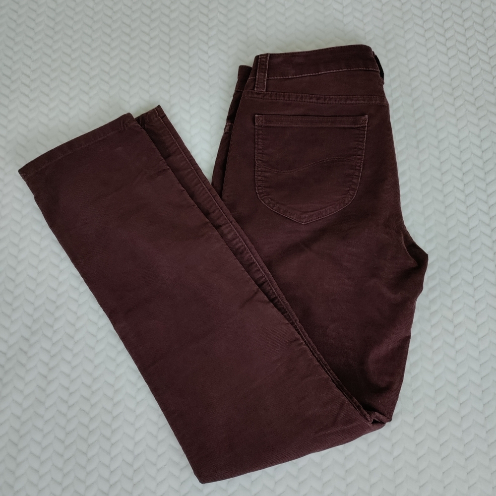 Lee Midrise Straight Leg Burnt Maroon Corduroy Jeans